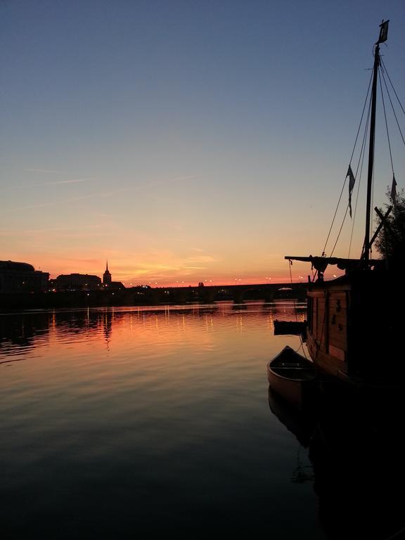 Different Holidays Saumur Ngoại thất bức ảnh